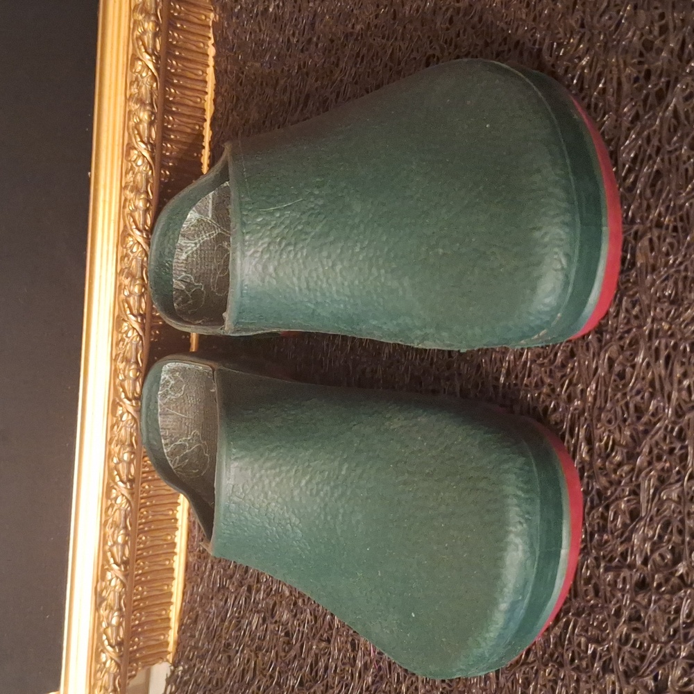Parkside Clogs - Picture 2 of 9